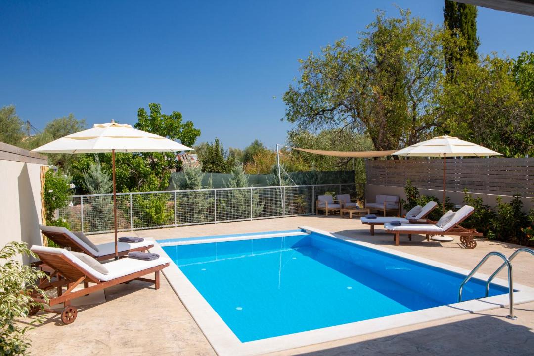 Photo of Outdoor in Apolpaina