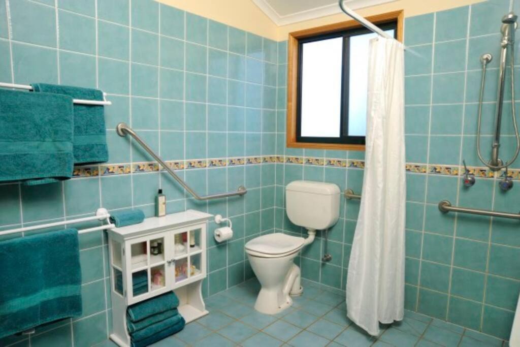 Photo of Bathroom in Beechmont