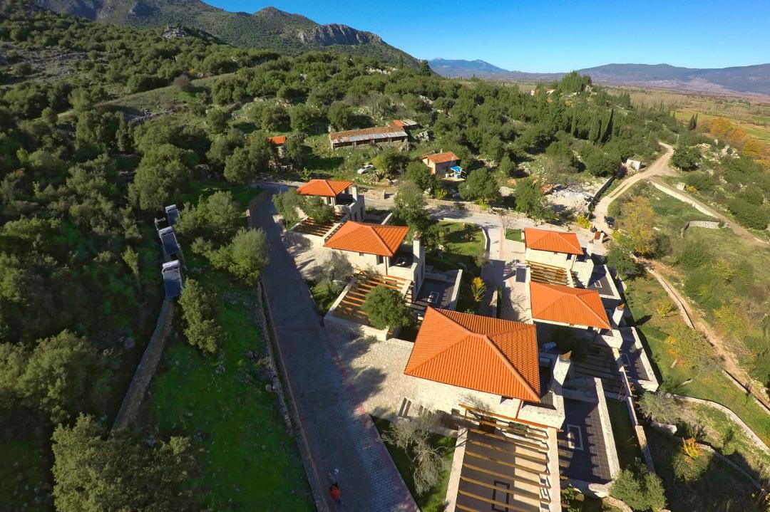 Photo of Others in Lilaia