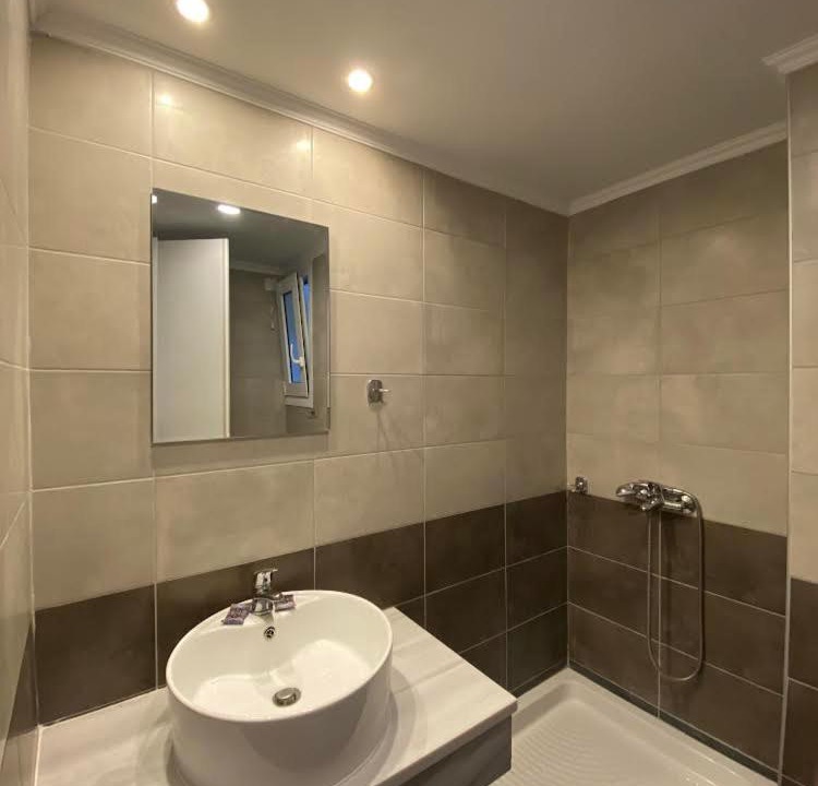Photo of Bathroom in Loutra Edipsou