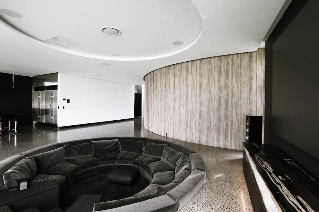 Photo of Livingroom in Alexandra Headland