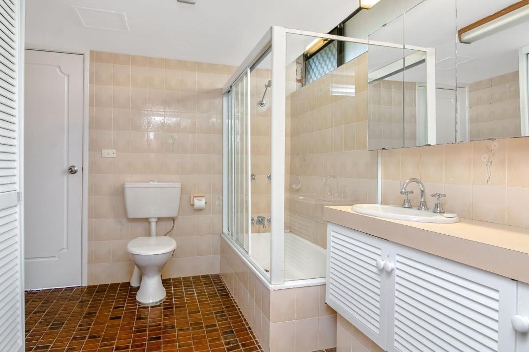 Photo of Bathroom in Coolangatta