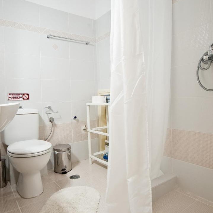 Photo of Bathroom in Delfoi