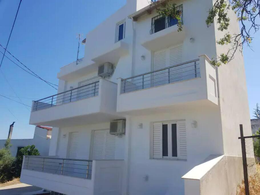 Photo of Buildings in Alissos