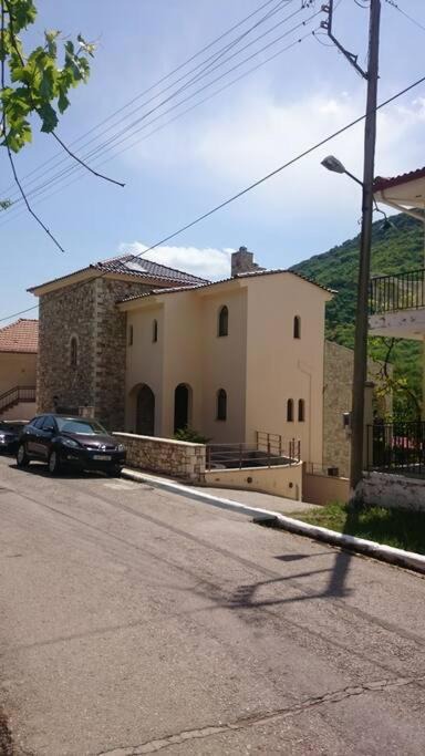 Photo of Buildings in Kertezi