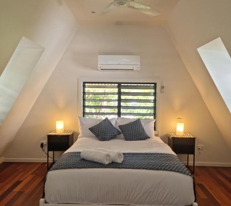 Photo of Bedroom in Nelly Bay
