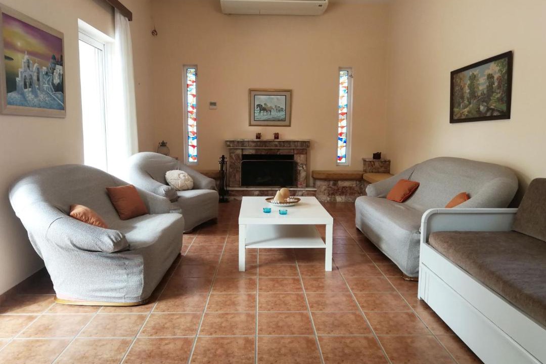 Photo of Livingroom in Karakiani