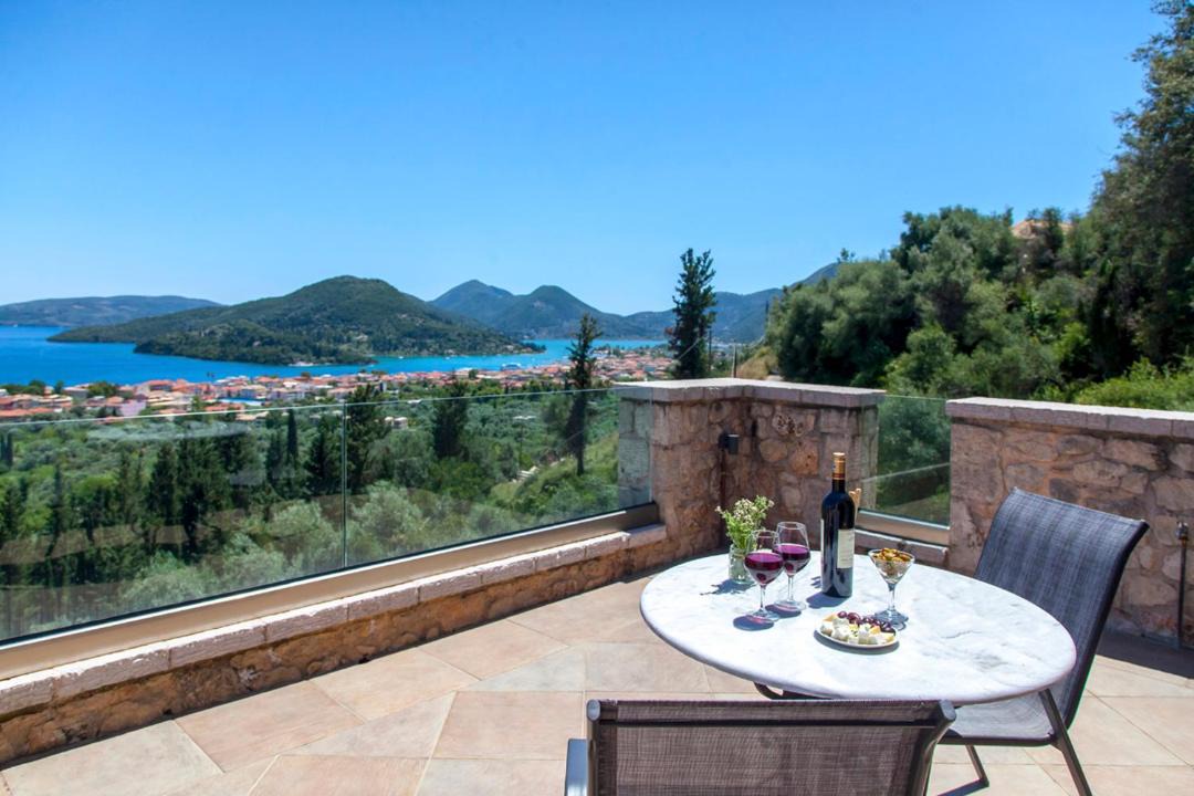 Photo of Patio Balcony in Perigiali