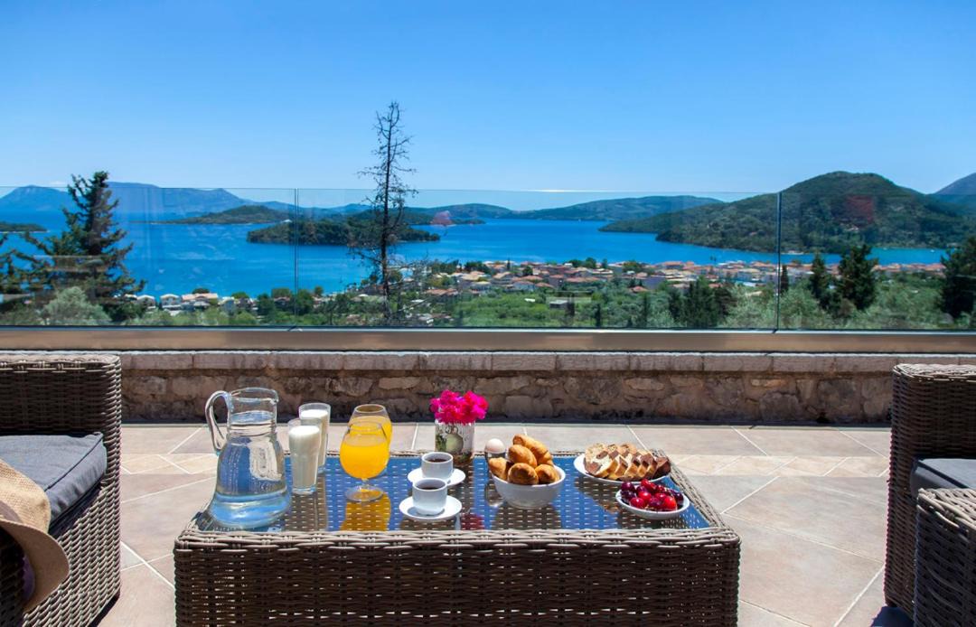Photo of Patio Balcony in Perigiali