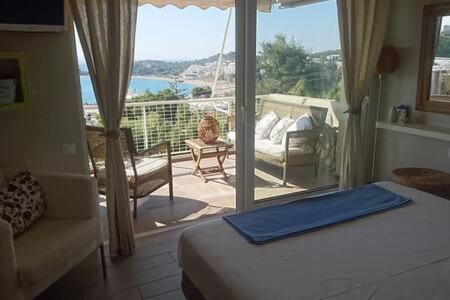Photo of Others in Vouliagmeni
