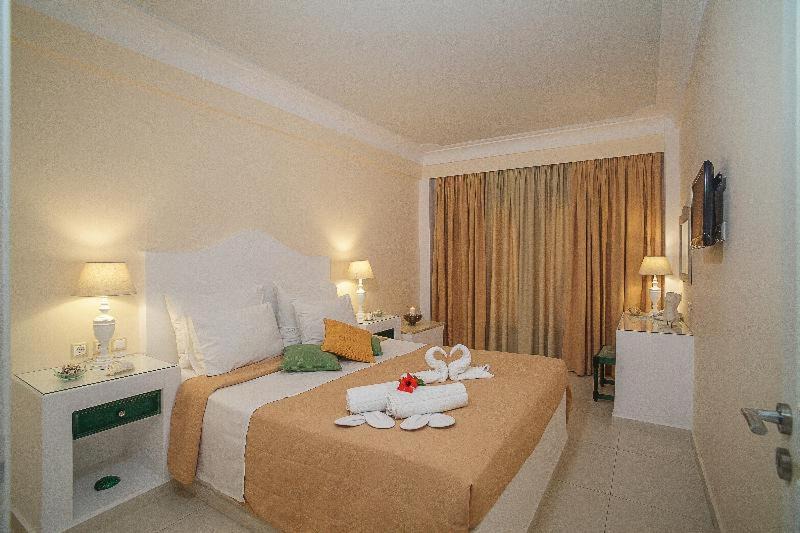 Photo of Bedroom in Perissa
