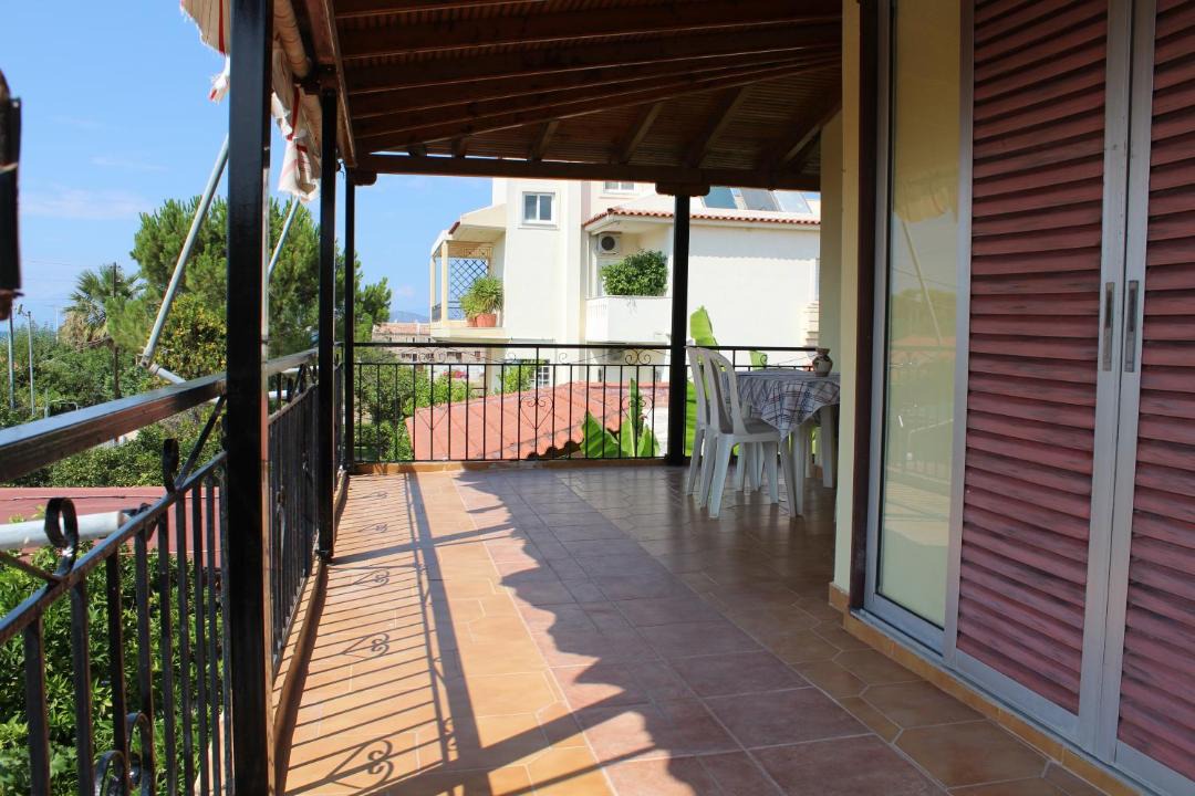 Photo of Patio Balcony in Assos-Lechaio