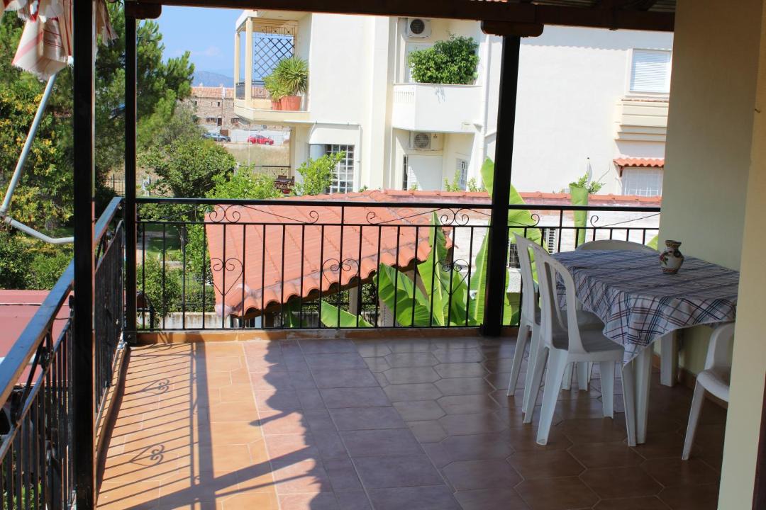 Photo of Patio Balcony in Assos-Lechaio