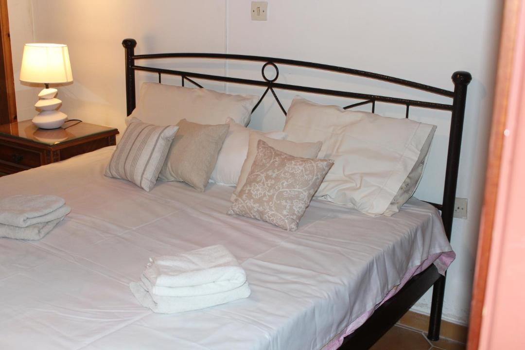 Photo of Bedroom in Assos-Lechaio