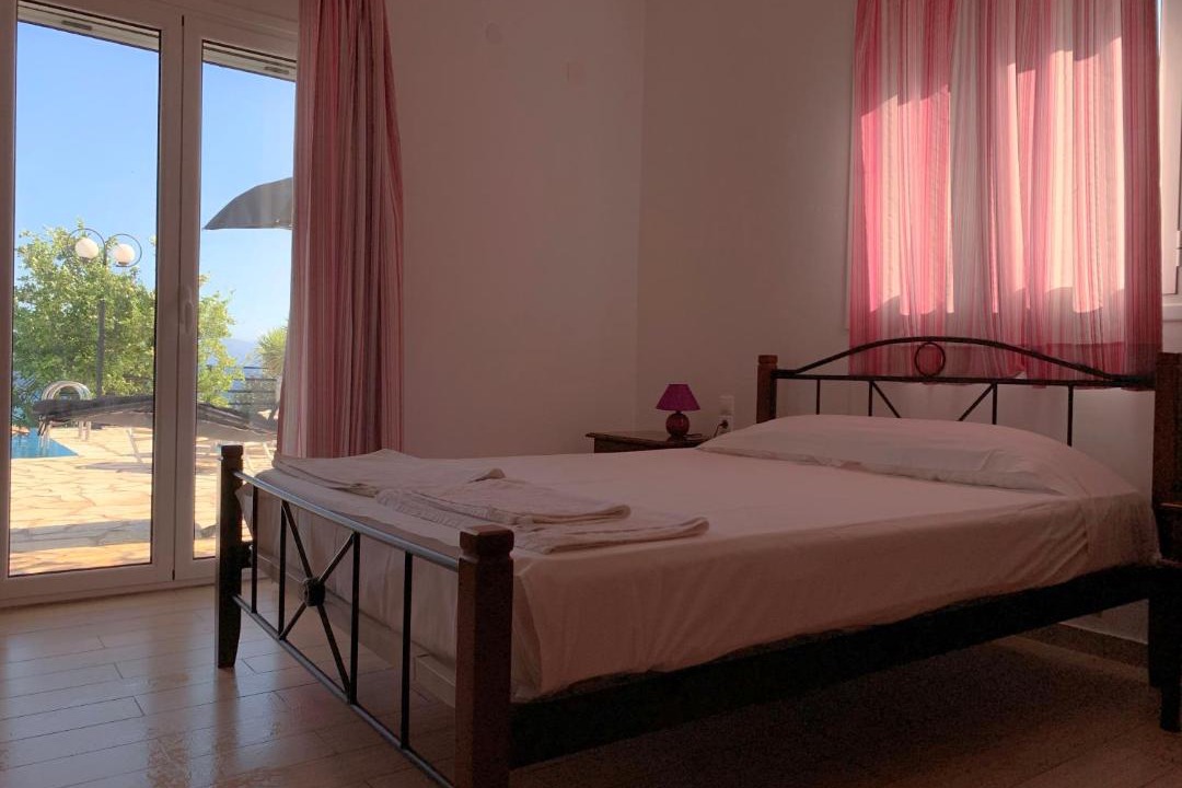 Photo of Bedroom in Pondi