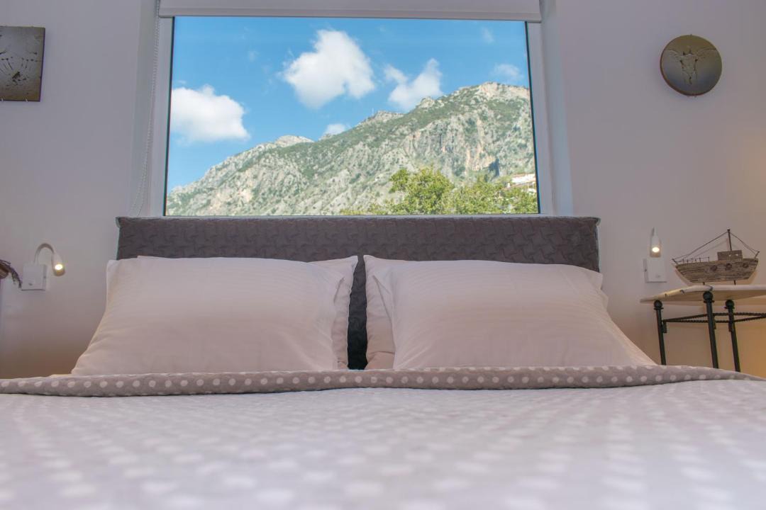 Photo of Bedroom in Diasella