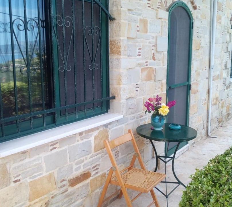 Photo of Patio Balcony in Mourteri