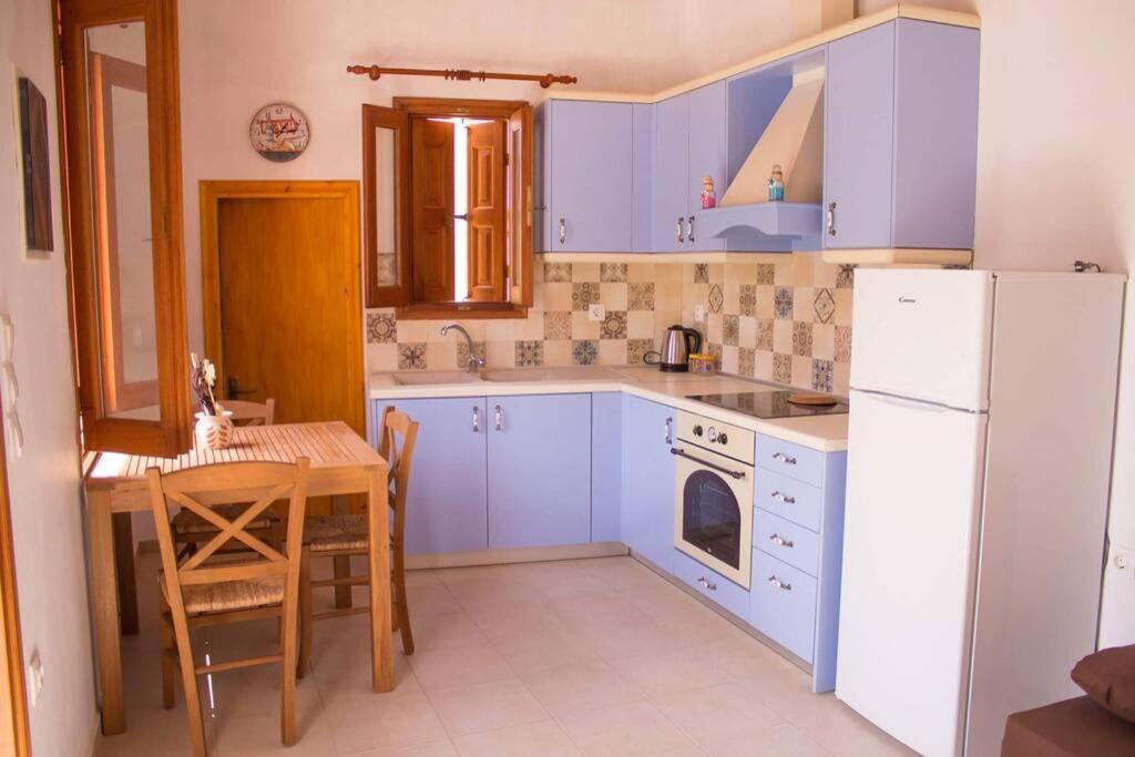 Photo of Kitchen in Pedi