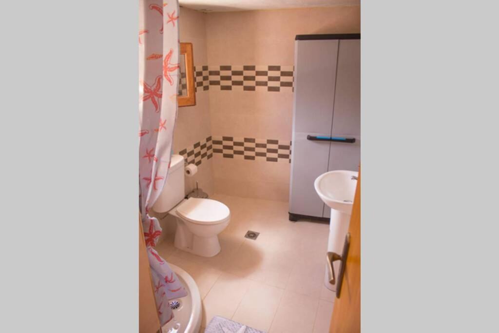 Photo of Bathroom in Pedi