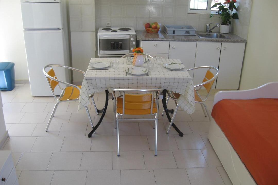 Photo of Kitchen in Kamena Vourla