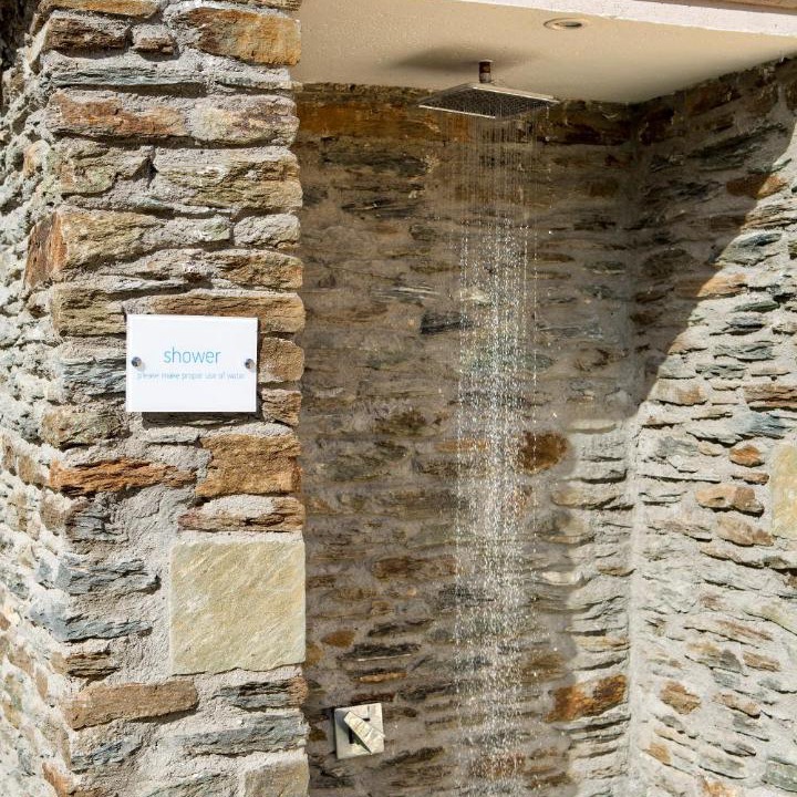 Photo of Bathroom in Paleopolis