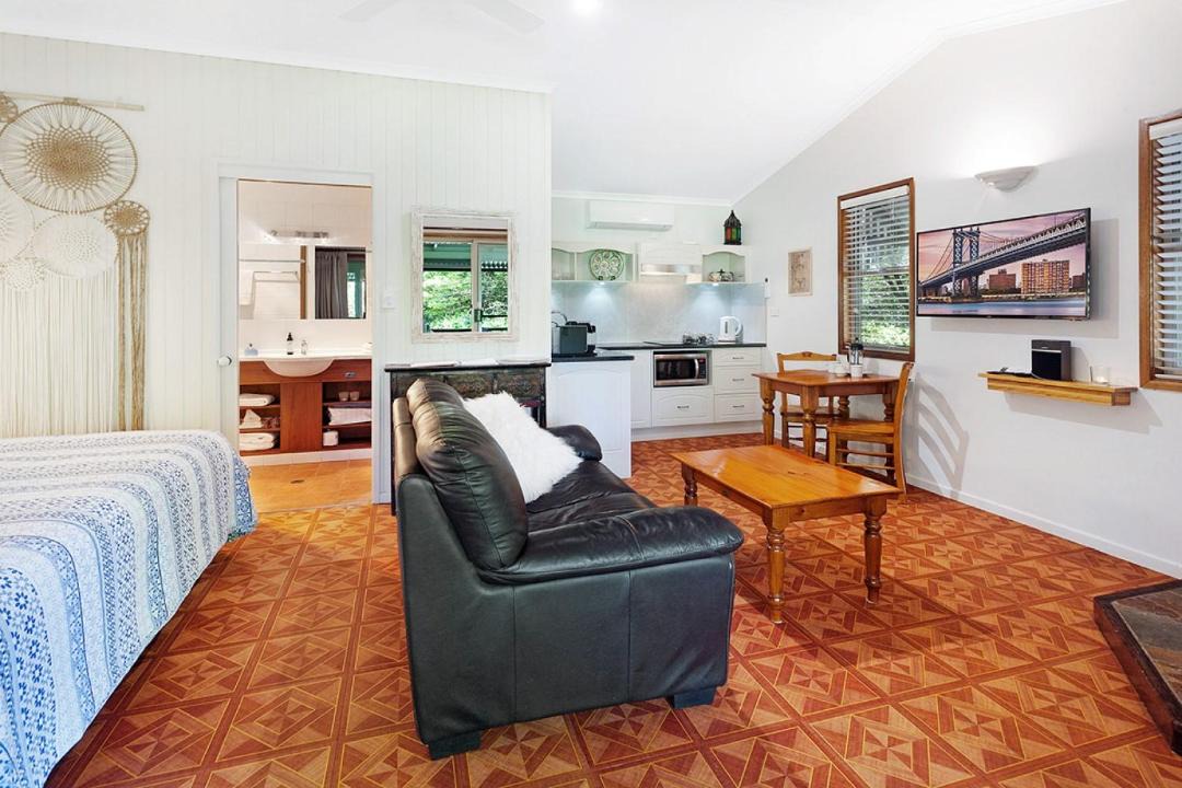 Photo of Livingroom in Balmoral Ridge