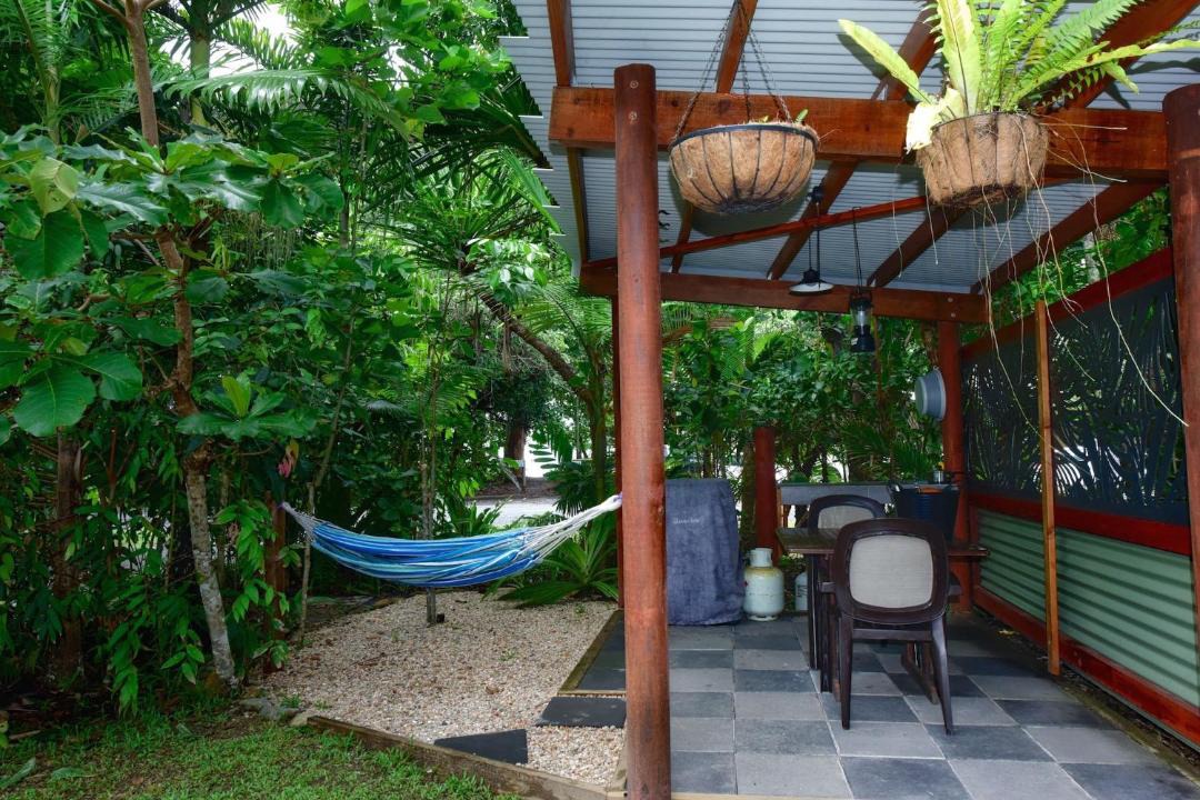 Photo of Patio Balcony in Thornton Beach