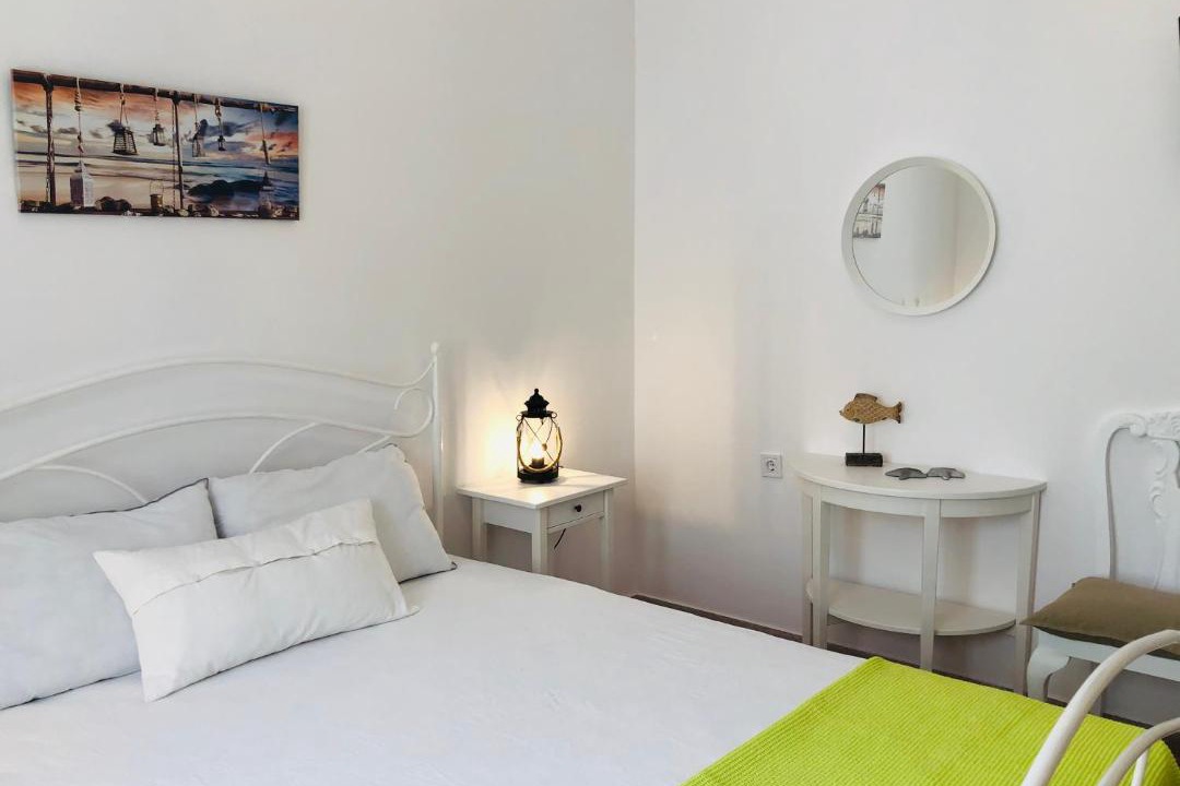 Photo of Bedroom in Adamas
