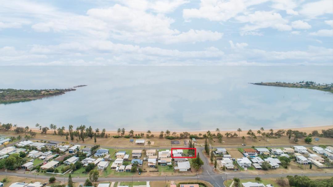 Photo of Others in Grasstree Beach