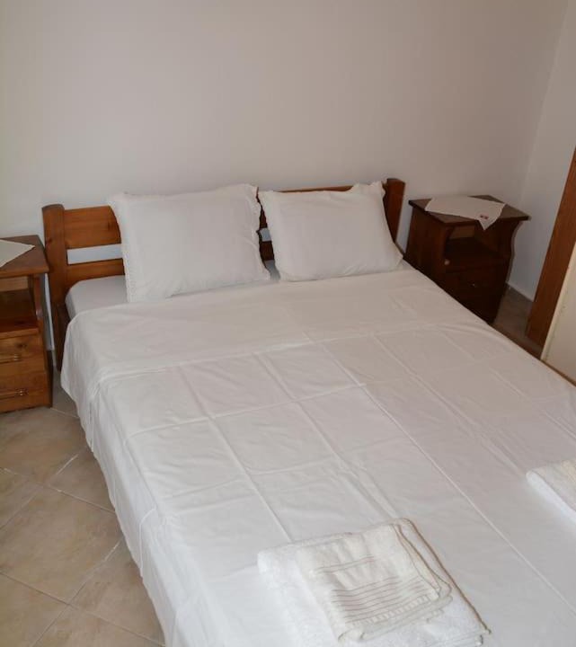 Photo of Bedroom in Marmari