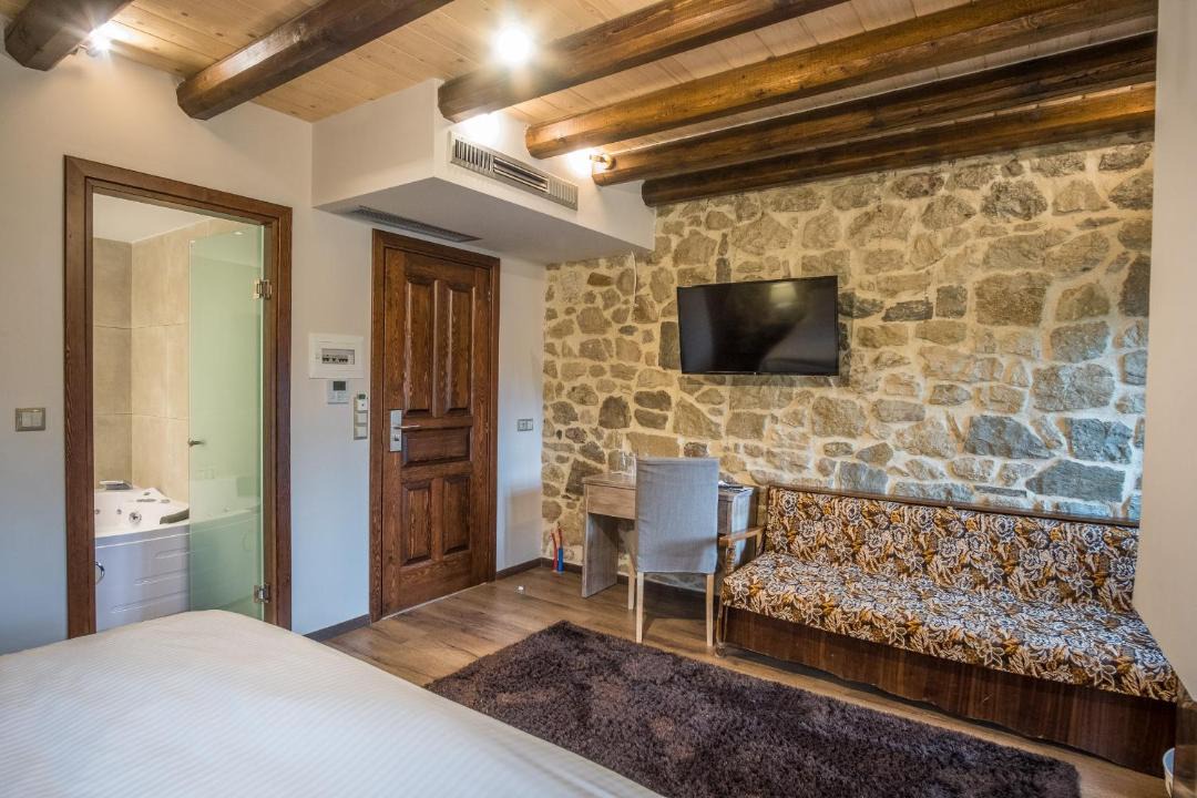 Photo of Bedroom in Pramanta