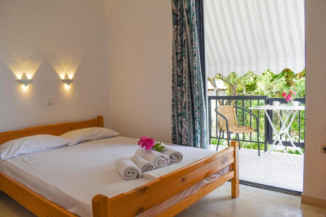 Photo of Bedroom in Foinikounta