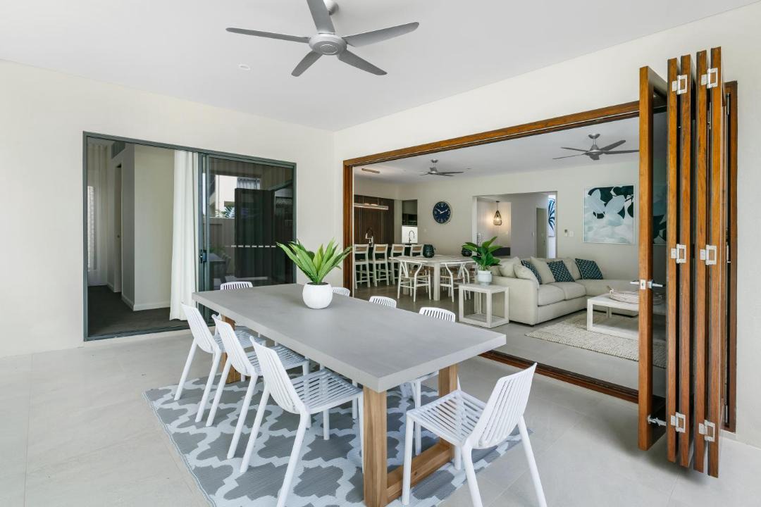 Photo of Livingroom in Palm Cove
