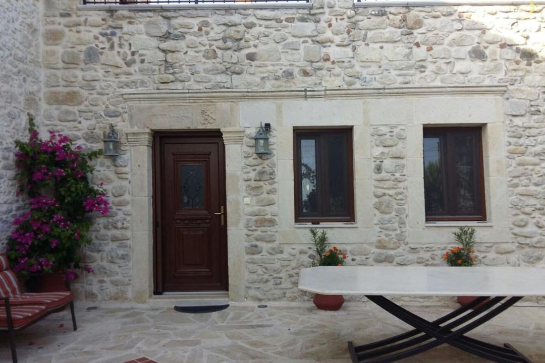 Photo of Buildings in Khoustouliana