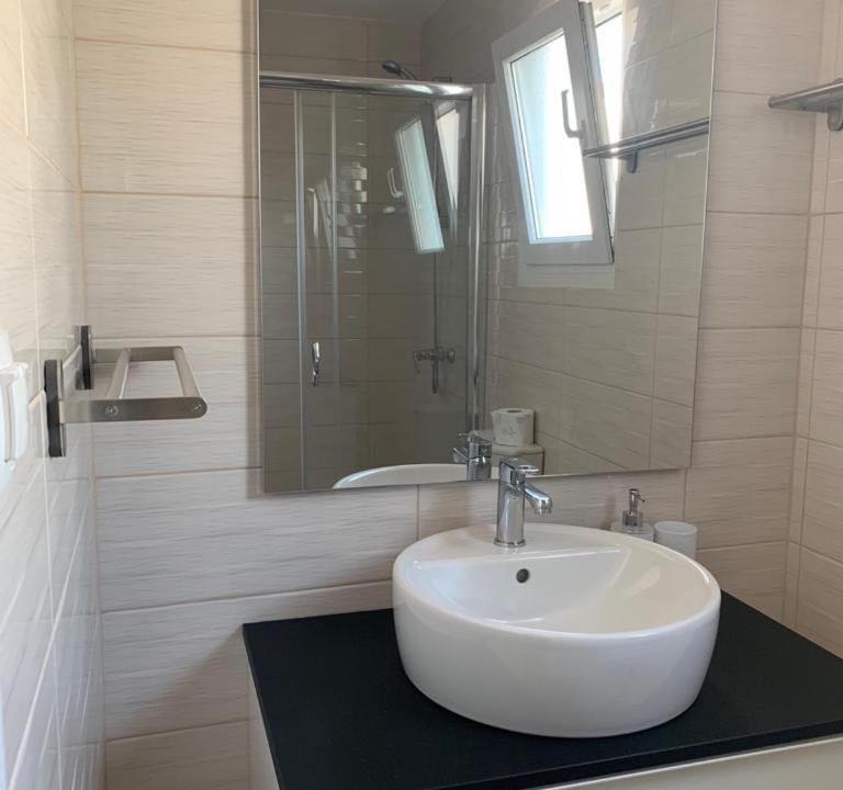 Photo of Bathroom in Patitiri
