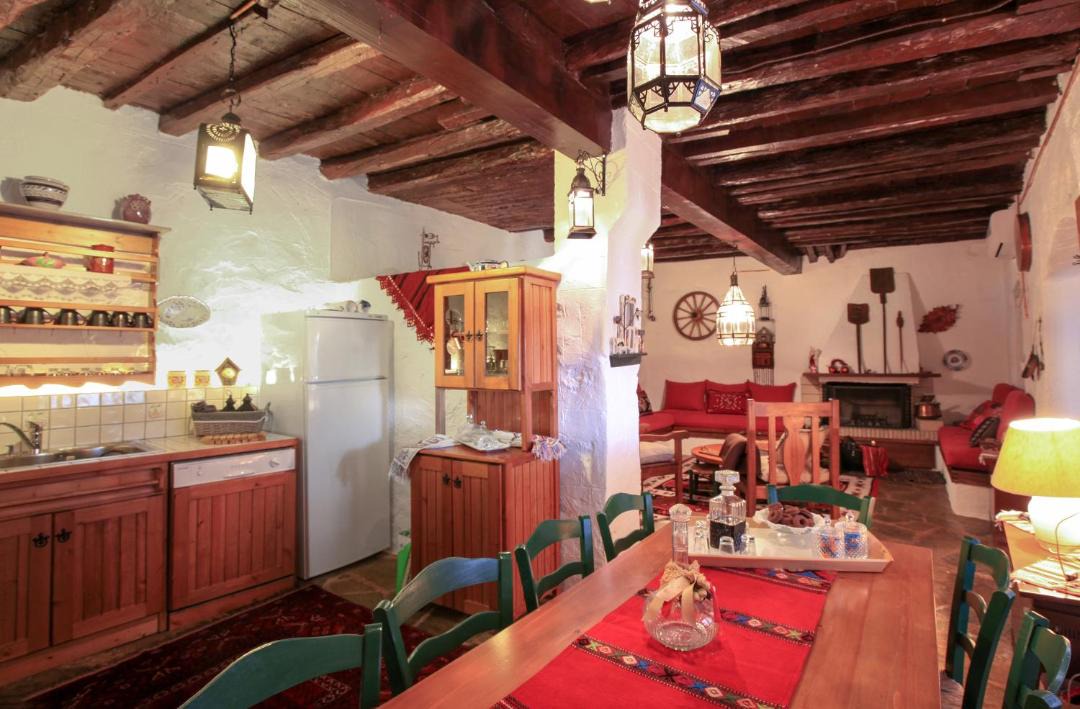 Photo of Kitchen in Amfikleia-Elateia