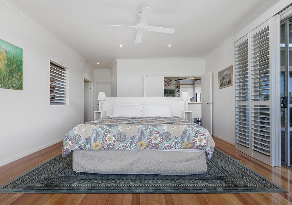 Photo of Bedroom in Sunrise Beach