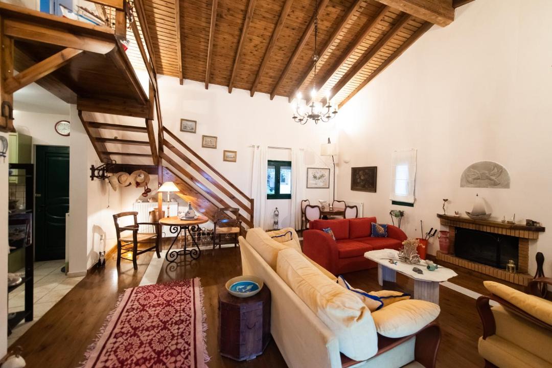 Photo of Livingroom in Sarakiniko