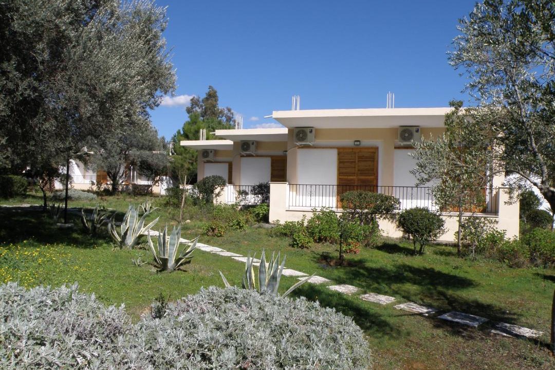 Photo of Buildings in Malakonta
