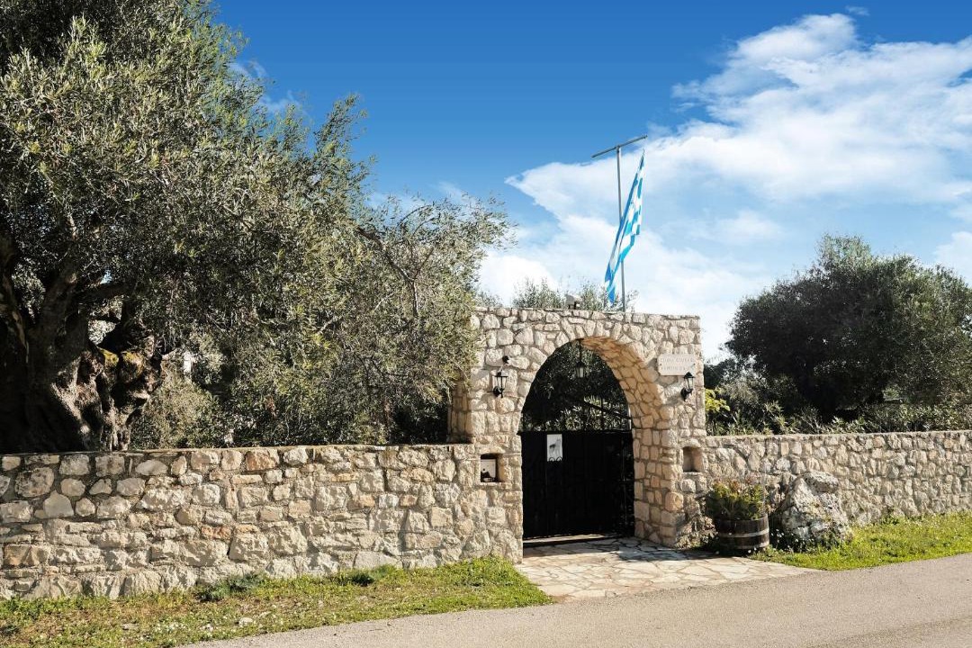 Photo of Buildings in Ano Volimes