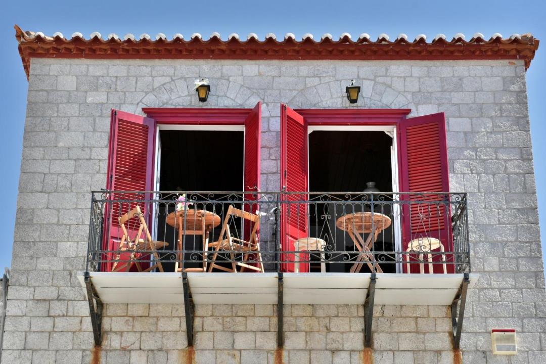 Photo of Others in Hydra