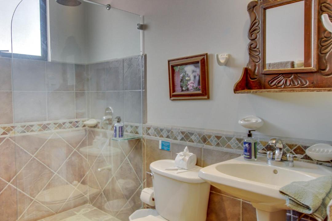 Photo of Bathroom in Barrio Los Villalobos