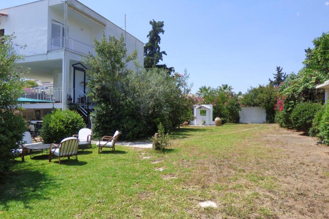 Photo of Others in Eretria