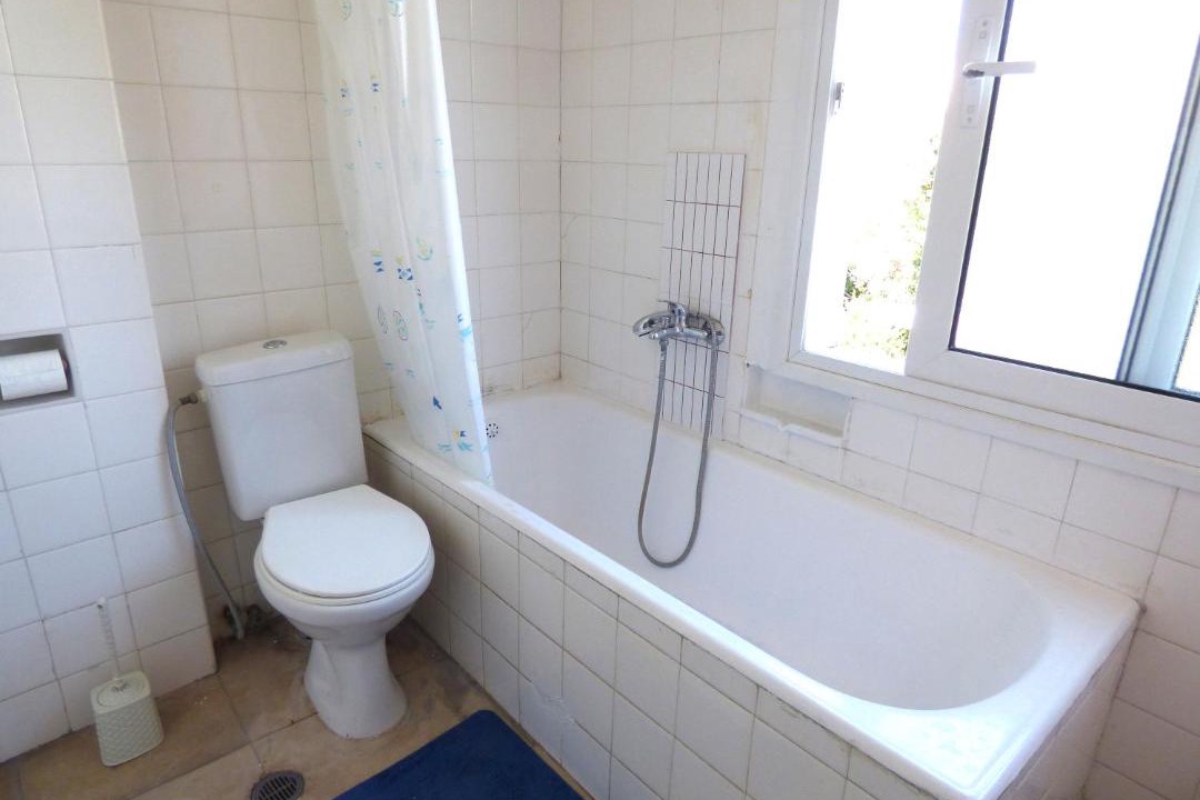 Photo of Bathroom in Eretria