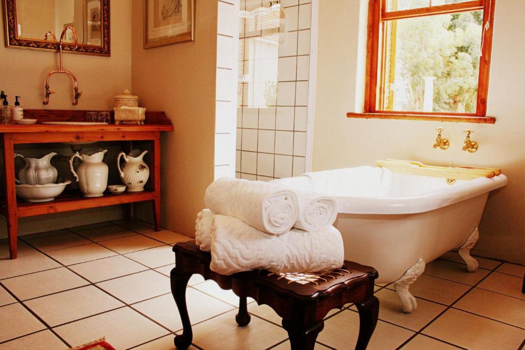 Photo of Bathroom in Oudtshoorn