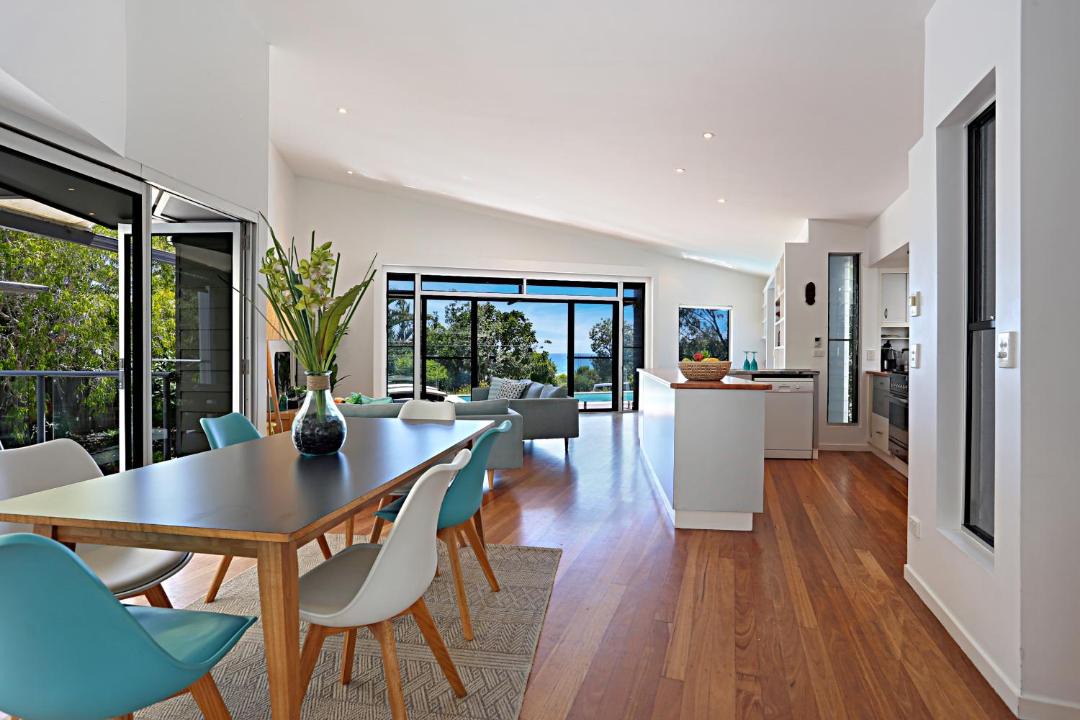 Photo of Livingroom in Castaways Beach