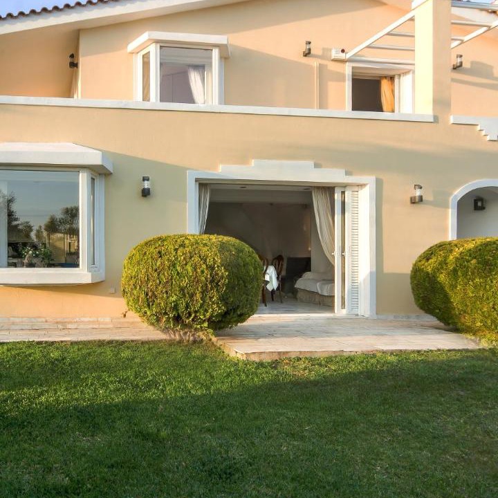 Photo of Buildings in Anavyssos
