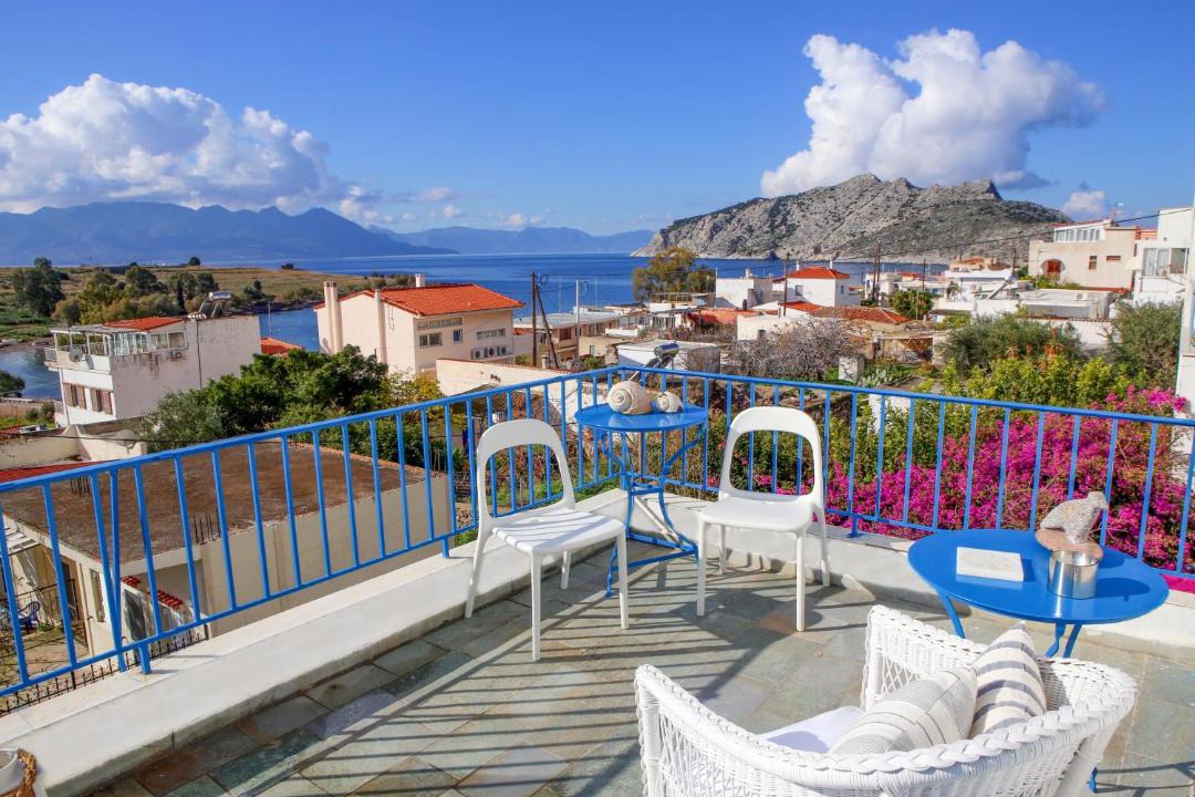 Photo of Patio Balcony in Perdhika