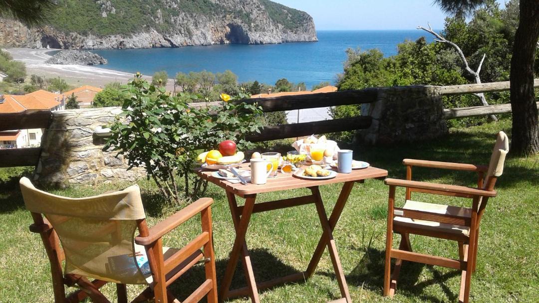 Photo of Others in Limnionas