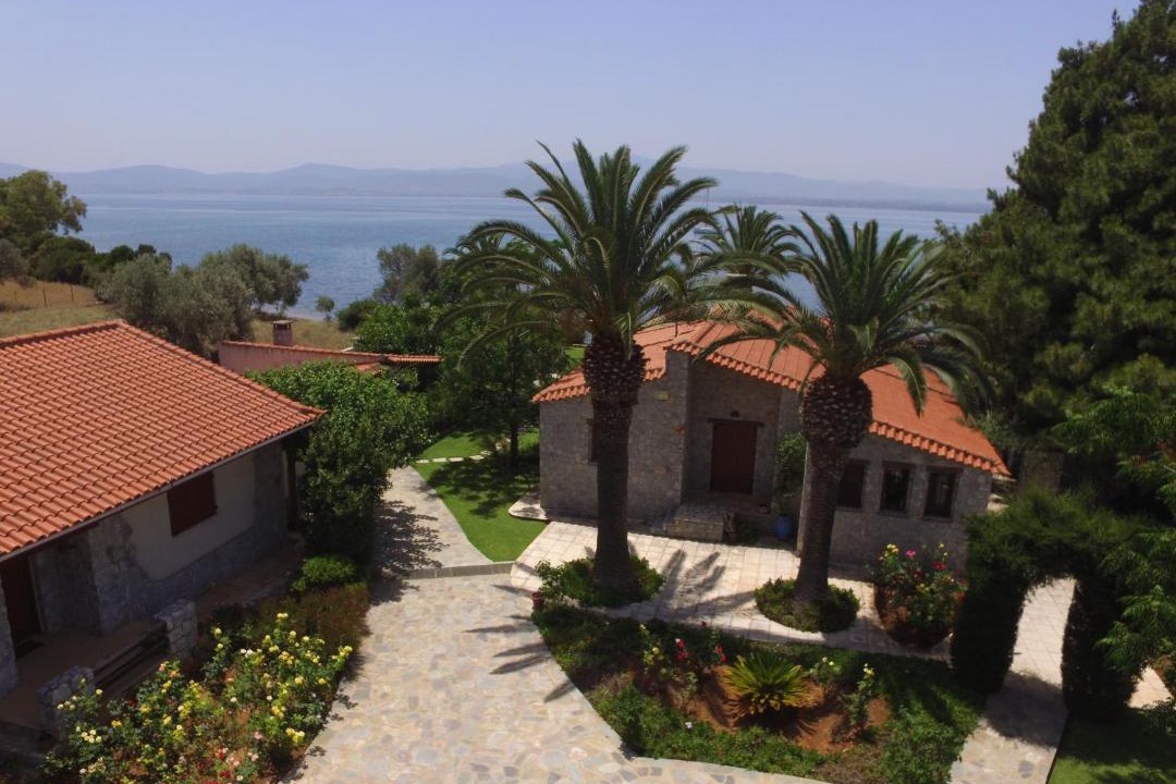 Photo of Buildings in Eretria